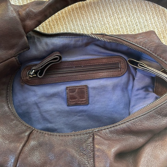 Hugo Boss Leather Bag - Picture 4 of 5